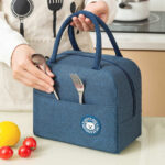 Quality Portable Thermal Insulated Lunch Bag (Random Colour) - Image 3