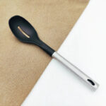 1 Pcs Plastic Straining Spoon - Image 2